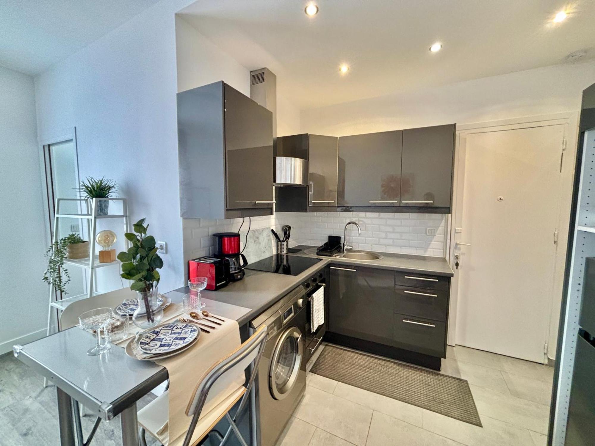 Place Monge 3 Guests Appartamento *
