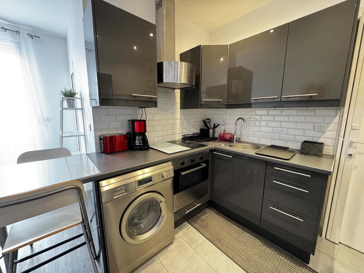 Place Monge 3 Guests Apartment Paris